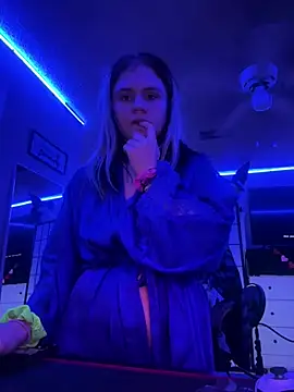 Cutiepiespanks online show from March 10, 4:49 am