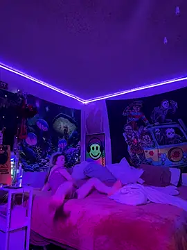 Cutiepiespanks online show from March 23, 12:15 am