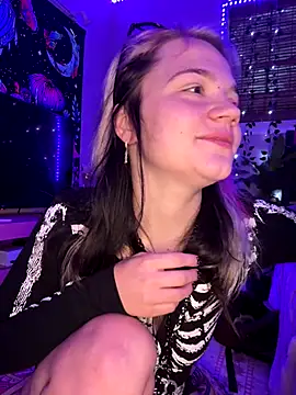 Cutiepiespanks online show from September 17, 11:23 am