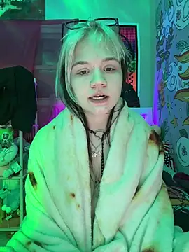 Cutiepiespanks online show from March 22, 6:17 am