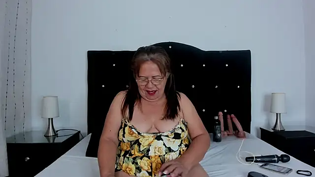 Keira Lennox online show from September 11, 11:32 am