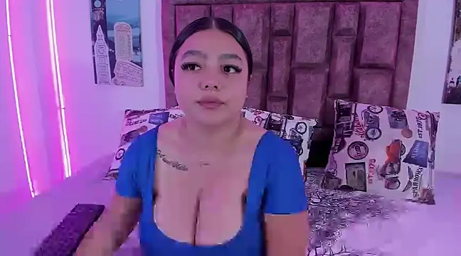 NaughtyAnaa online show from January 4, 8:48 pm