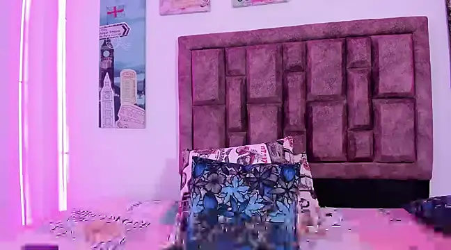 NaughtyAnaa online show from January 23, 6:49 am