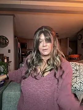 Snapshot of cowgirlc chatting on October 16, 2:23 am cowgirlc online show from October 16, 2:23 am