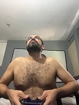 JayJayRod online show from December 17, 5:30 pm