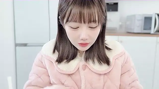 Villagechief online show from March 18, 2:15 am