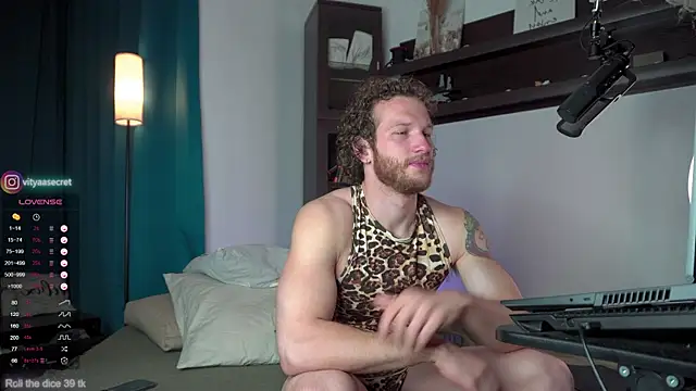 VIktorSecret online show from October 2, 5:36 am