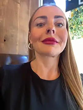 EmaSalis online show from December 15, 1:11 pm