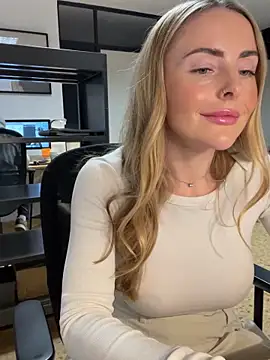 EmaSalis online show from February 10, 10:53 am