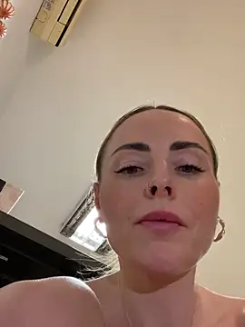 EmaSalis online show from February 17, 11:44 am