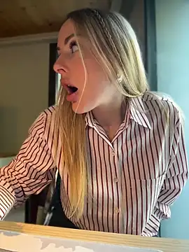 EmaSalis online show from April 21, 7:47 am