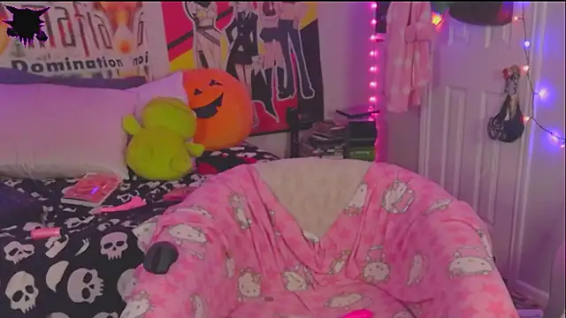 N1NT3NDH03 online show from January 2, 4:20 am