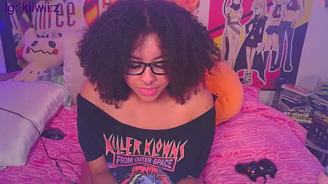 N1NT3NDH03 online show from February 11, 4:33 am