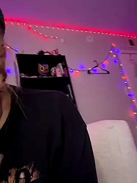 N1NT3NDH03 online show from November 26, 4:35 am