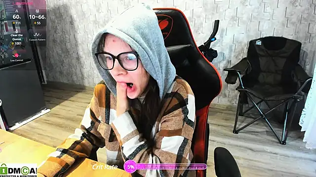 MollyLollipop online show from December 13, 3:27 am