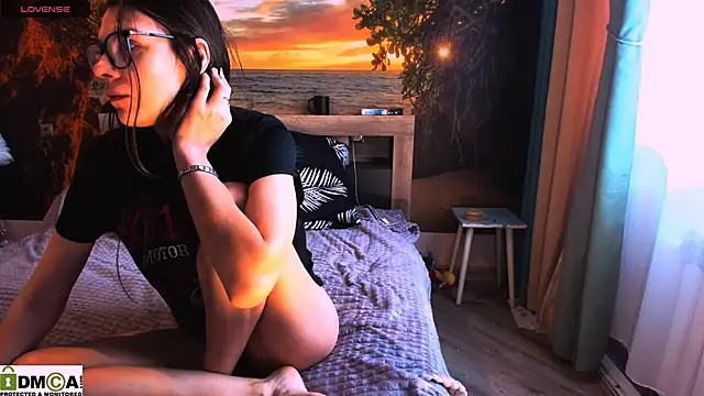 MollyLollipop online show from January 20, 4:43 am