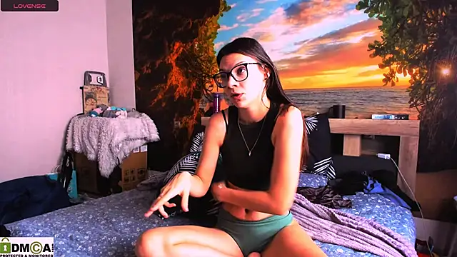 MollyLollipop online show from January 23, 4:30 am