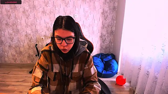 MollyLollipop online show from February 21, 2:28 am