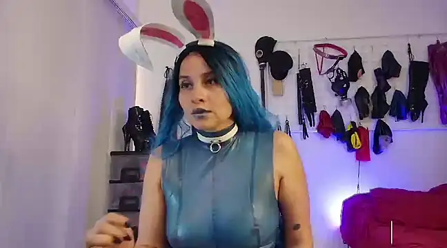 Snapshot of mylatexpleasure chatting on March 12, 9:35 pm mylatexpleasure online show from March 12, 9:35 pm