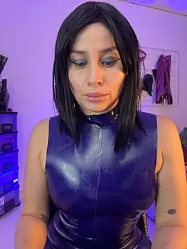 Snapshot of mylatexpleasure chatting on September 19, 6:52 pm mylatexpleasure online show from September 19, 6:52 pm