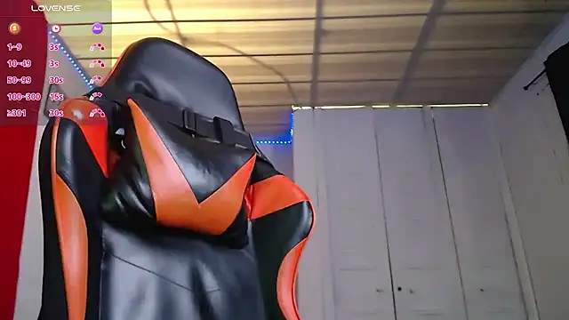 Adam Hudsond online show from March 18, 1:42 pm