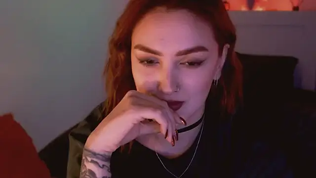 LilyFarey online show from December 12, 5:37 pm