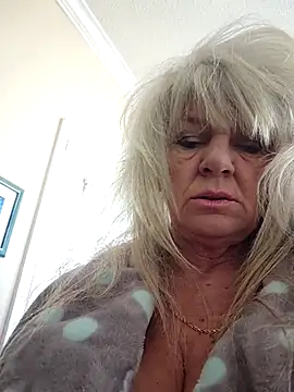 Snapshot of IMS_BHAVEN chatting on March 4, 4:09 pm IMS BHAVEN online show from March 4, 4:09 pm