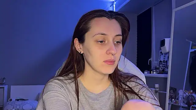 Uniarten online show from April 11, 8:24 pm