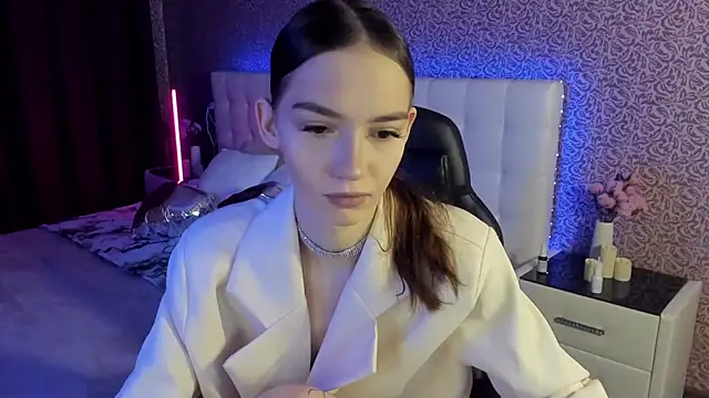 SophieCatty online show from February 25, 6:36 am