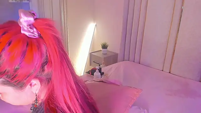 Snapshot of Saekohofman chatting on December 4, 4:11 am Saekohofman online show from December 4, 4:11 am