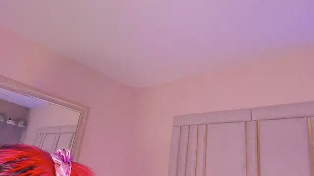 Snapshot of Saekohofman chatting on December 5, 4:10 am Saekohofman online show from December 5, 4:10 am