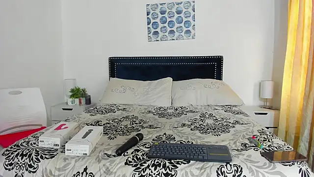 ZulyMichels online show from January 25, 1:19 pm