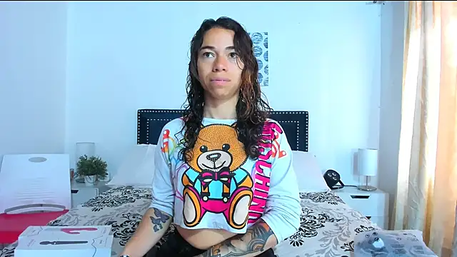 ZulyMichels online show from March 3, 12:37 pm