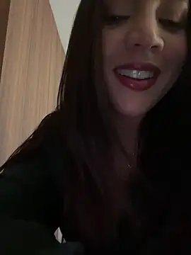 Snapshot of marcimaa chatting on January 18, 9:45 pm marcimaa online show from January 18, 9:45 pm