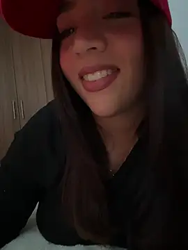 Snapshot of marcimaa chatting on January 19, 9:45 pm marcimaa online show from January 19, 9:45 pm