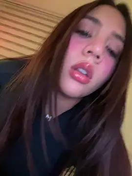 Snapshot of marcimaa chatting on February 23, 3:02 am marcimaa online show from February 23, 3:02 am