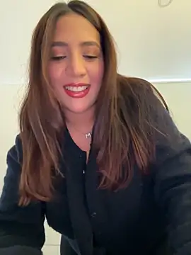 Snapshot of marcimaa chatting on February 23, 2:04 pm marcimaa online show from February 23, 2:04 pm