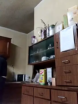 Snapshot of White_rabbit_ chatting on December 10, 11:19 pm White rabbit  online show from December 10, 11:19 pm