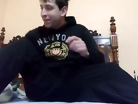 Snapshot of White_rabbit_ chatting on February 9, 3:23 pm White rabbit  online show from February 9, 3:23 pm