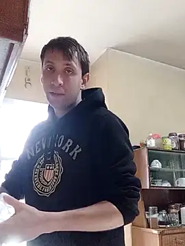 Snapshot of White_rabbit_ chatting on February 14, 9:03 am White rabbit  online show from February 14, 9:03 am