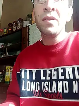 Snapshot of White_rabbit_ chatting on February 20, 2:02 pm White rabbit  online show from February 20, 2:02 pm