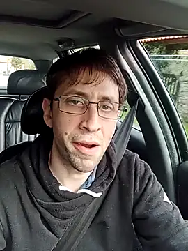 Snapshot of White_rabbit_ chatting on February 23, 2:35 pm White rabbit  online show from February 23, 2:35 pm