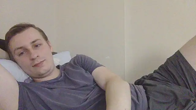 Snapshot of your_andy chatting on October 10, 6:34 am your andy online show from October 10, 6:34 am