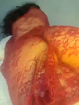 Snapshot of Sex_Senfoura_Arab chatting on December 15, 8:58 pm Sex Senfoura Arab online show from December 15, 8:58 pm