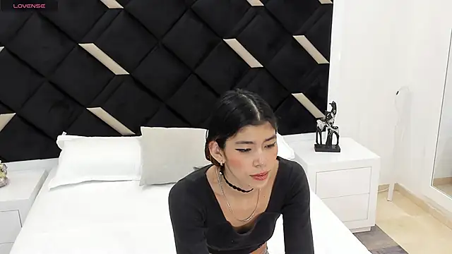 Snapshot of Girl_Cherry chatting on September 12, 11:32 am Girl Cherry online show from September 12, 11:32 am