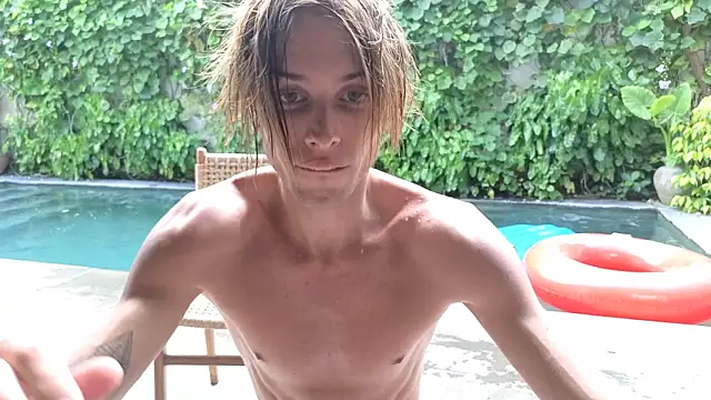 Snapshot of Cryptikov chatting on February 28, 7:37 am Cryptikov online show from February 28, 7:37 am