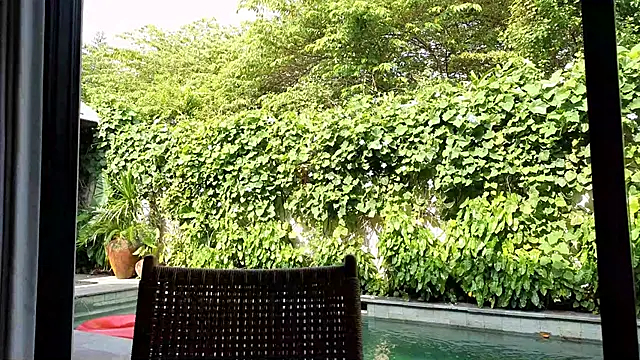 Snapshot of Cryptikov chatting on March 5, 1:10 am Cryptikov online show from March 5, 1:10 am