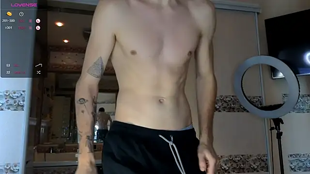 Snapshot of Cryptikov chatting on September 18, 9:00 am Cryptikov online show from September 18, 9:00 am