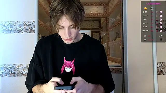 Snapshot of Cryptikov chatting on October 22, 9:09 am Cryptikov online show from October 22, 9:09 am