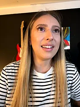 Snapshot of Eva_Ryen chatting on September 17, 4:19 pm Eva Ryen online show from September 17, 4:19 pm